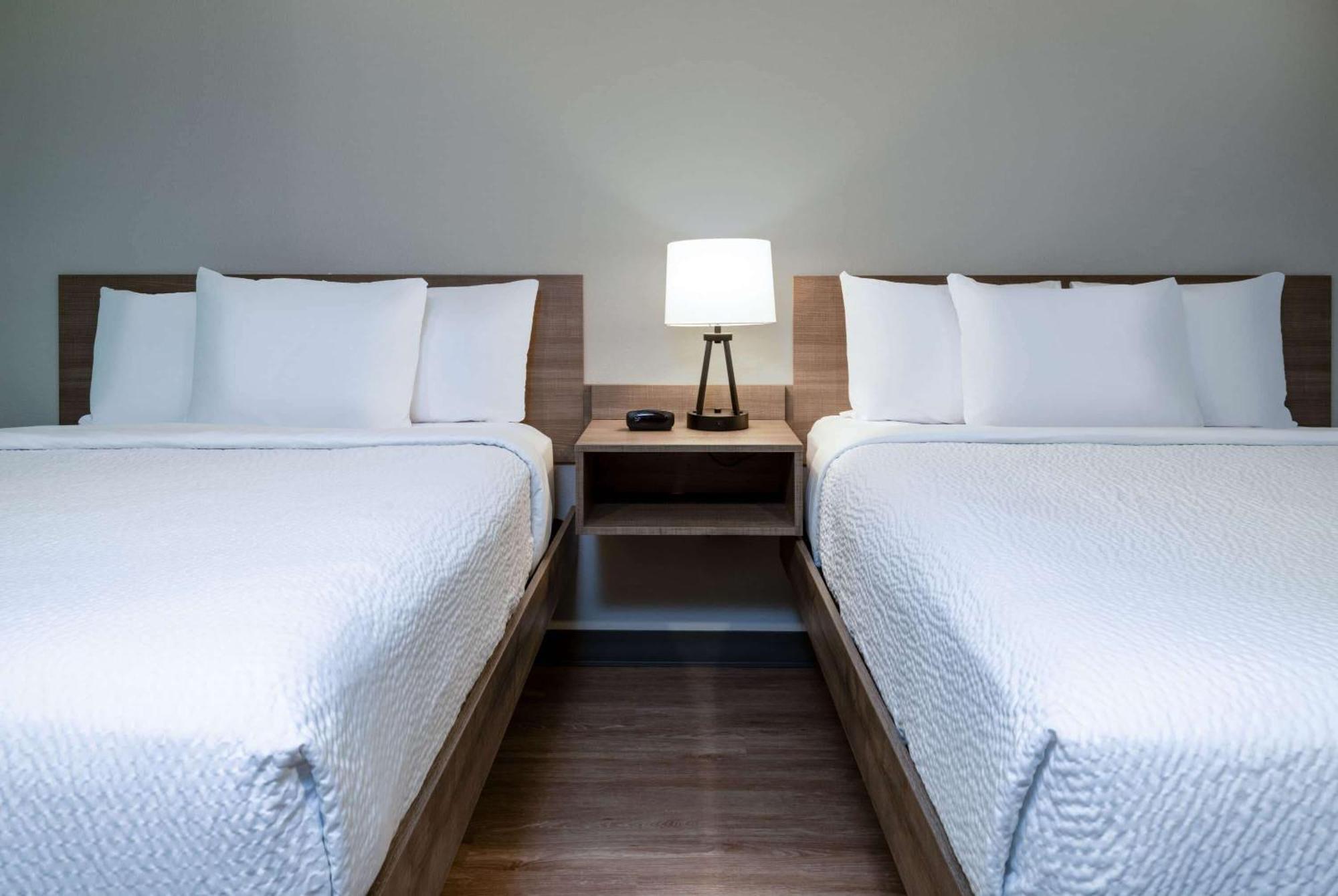 Echo Suites Extended Stay By Wyndham Nashville/ 갤러틴 외부 사진