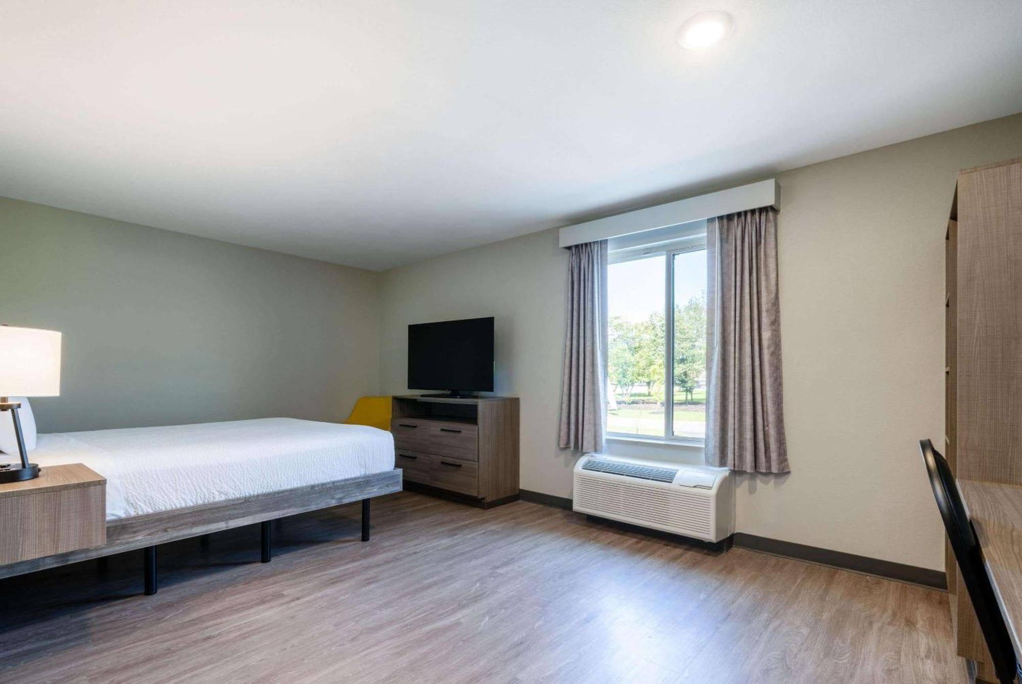 Echo Suites Extended Stay By Wyndham Nashville/ 갤러틴 외부 사진